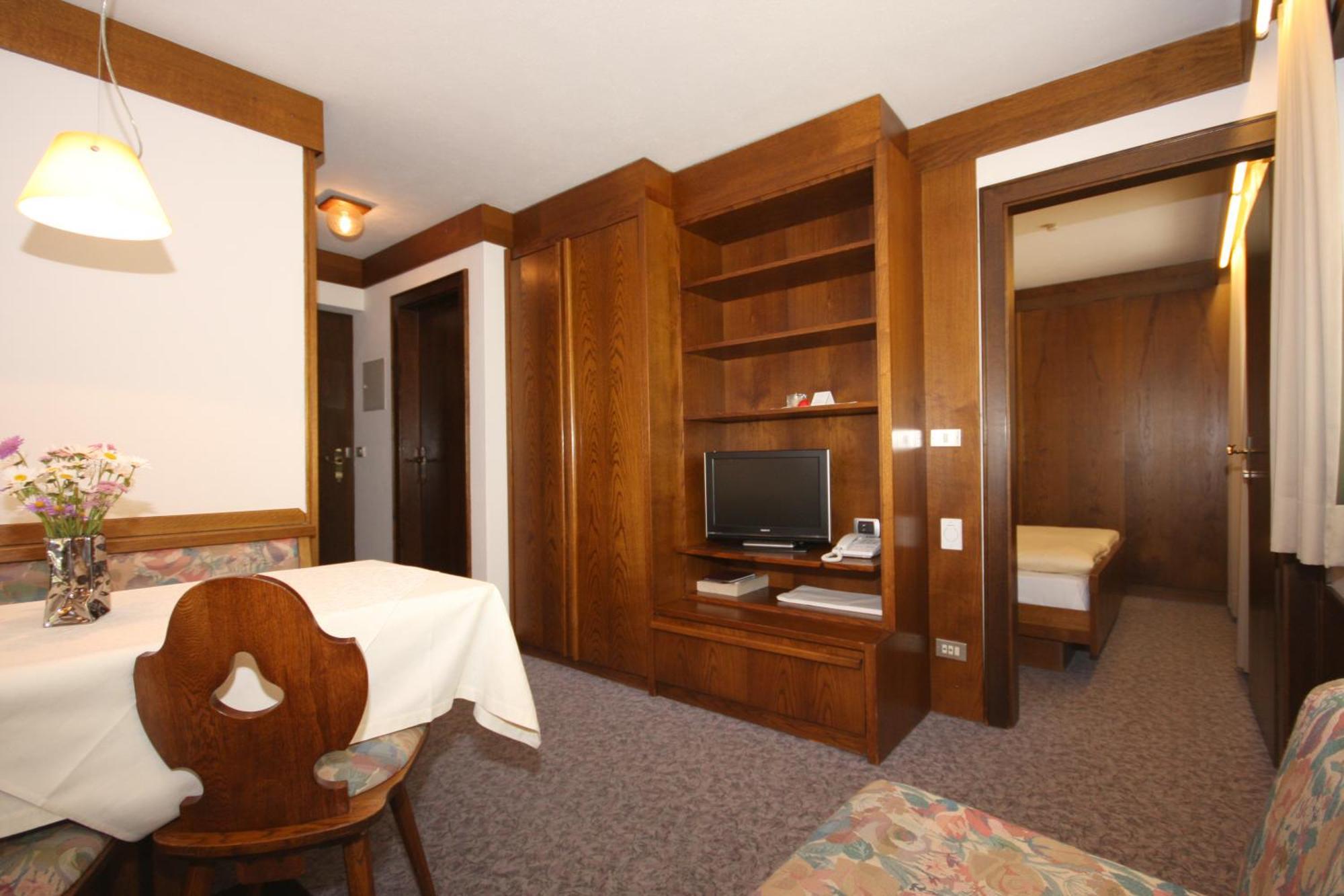 קולפוסקו Apartments Residence Alta Badia חדר תמונה