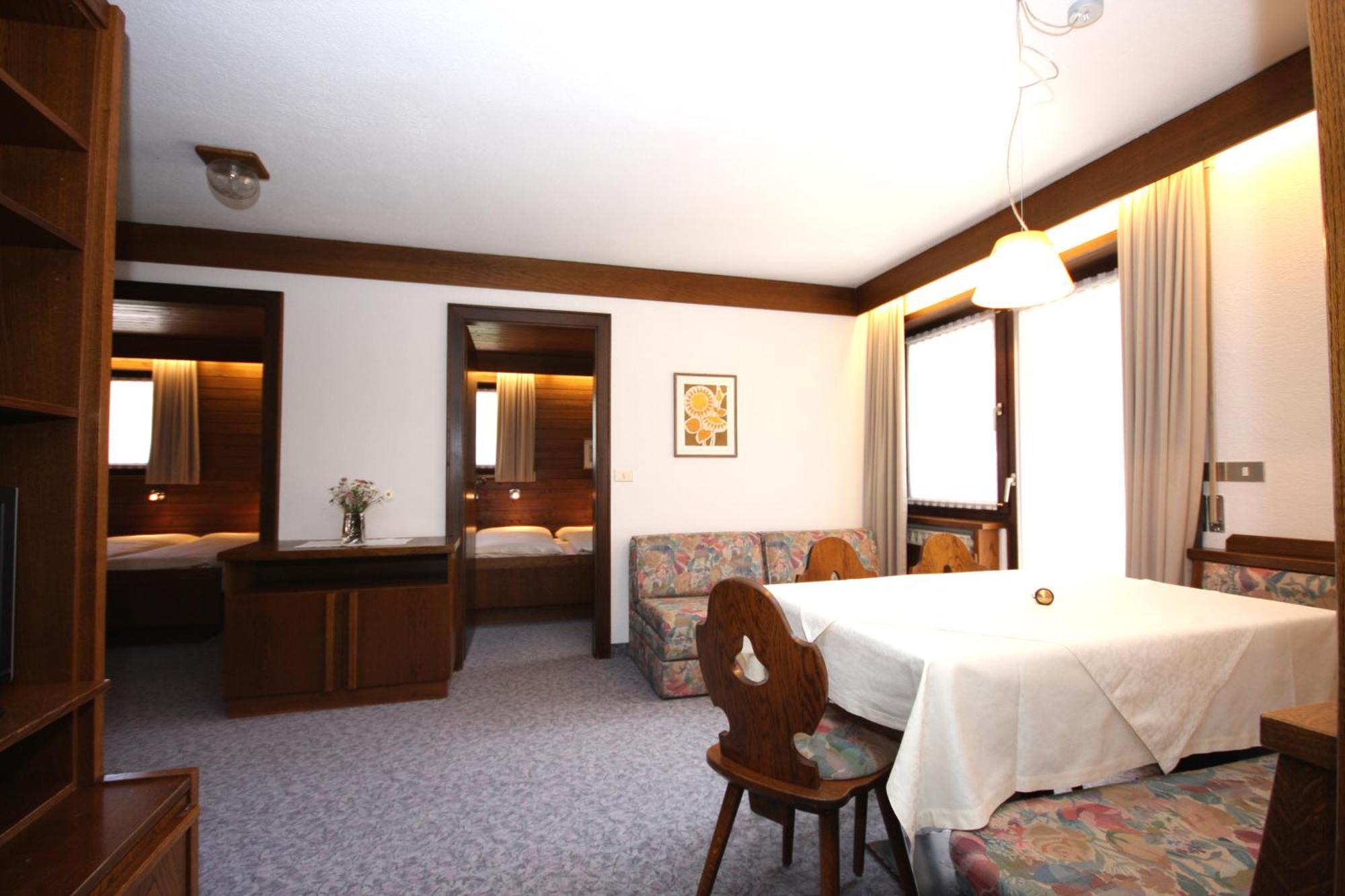 קולפוסקו Apartments Residence Alta Badia חדר תמונה
