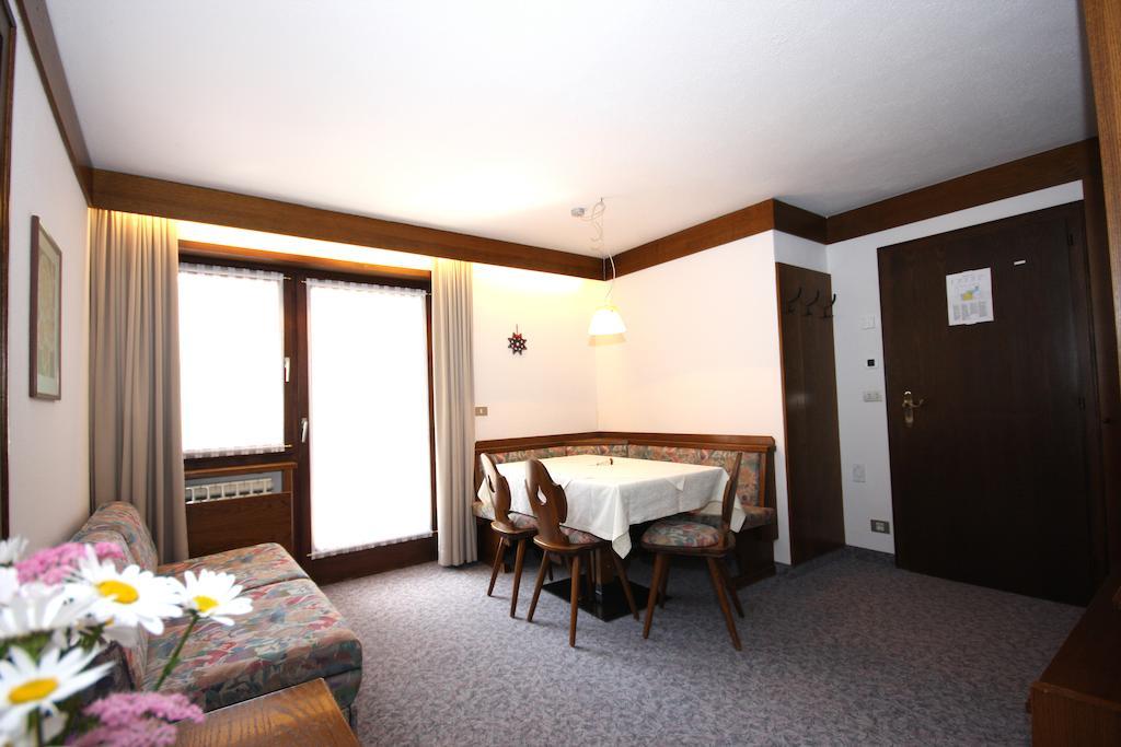 קולפוסקו Apartments Residence Alta Badia חדר תמונה