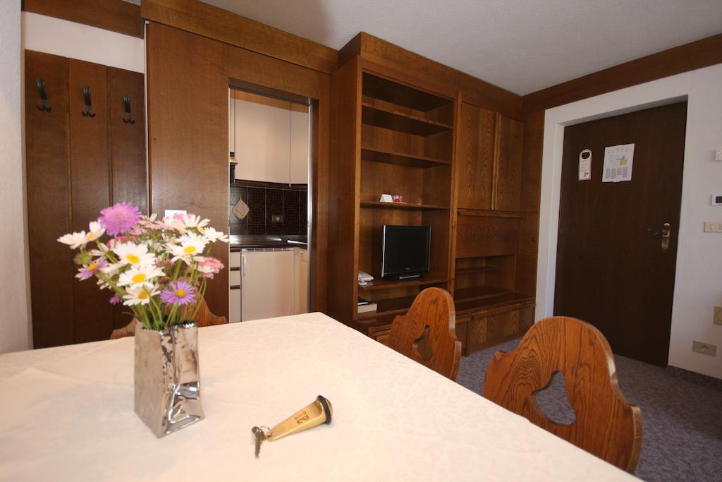 קולפוסקו Apartments Residence Alta Badia חדר תמונה